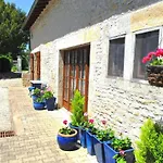 Dom wakacyjny Les Chambons - Tranquil In The Perigord Noir *