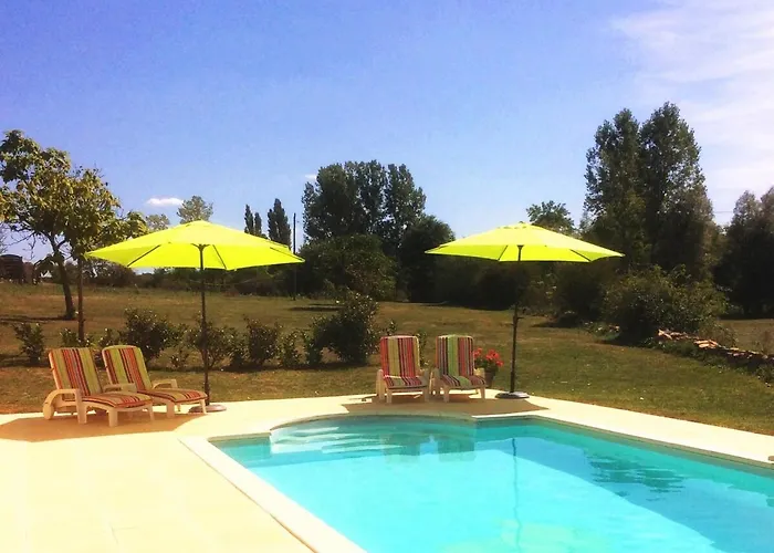 בית נופש Les Chambons - Tranquil In The Perigord Noir
