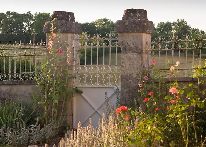 Les Chambons - Tranquil In The Perigord Noir * Gabillou